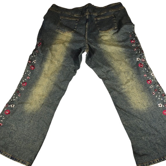 Denim - Vintage Floral Embroidered Wide Leg Jeans Sandblasted Dark Wash Denim 20W